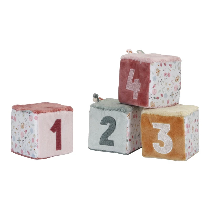 Lot De 4 Cubes En Tissu LITTLE DUTCH Flowers & Butterflies 2 Lot De 4 Cubes En Tissu LITTLE DUTCH Flowers & Butterflies – Image 2