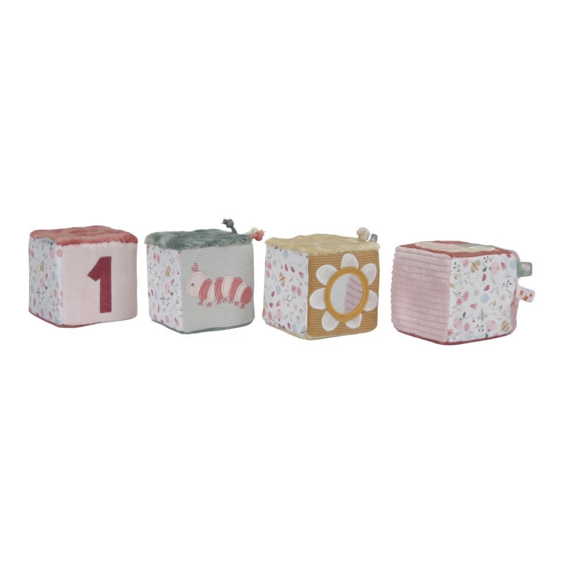 Lot De 4 Cubes En Tissu LITTLE DUTCH Flowers & Butterflies 3 Lot De 4 Cubes En Tissu LITTLE DUTCH Flowers & Butterflies – Image 3